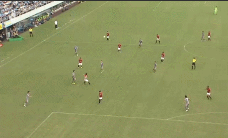  波鸿防线崩盘连丢三球，主场失利排名持续下滑  